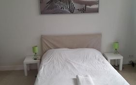The Boulevard Apartment Sleeps 4