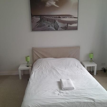 The Boulevard Apartment Sleeps 4 Bruxelles Esterno foto