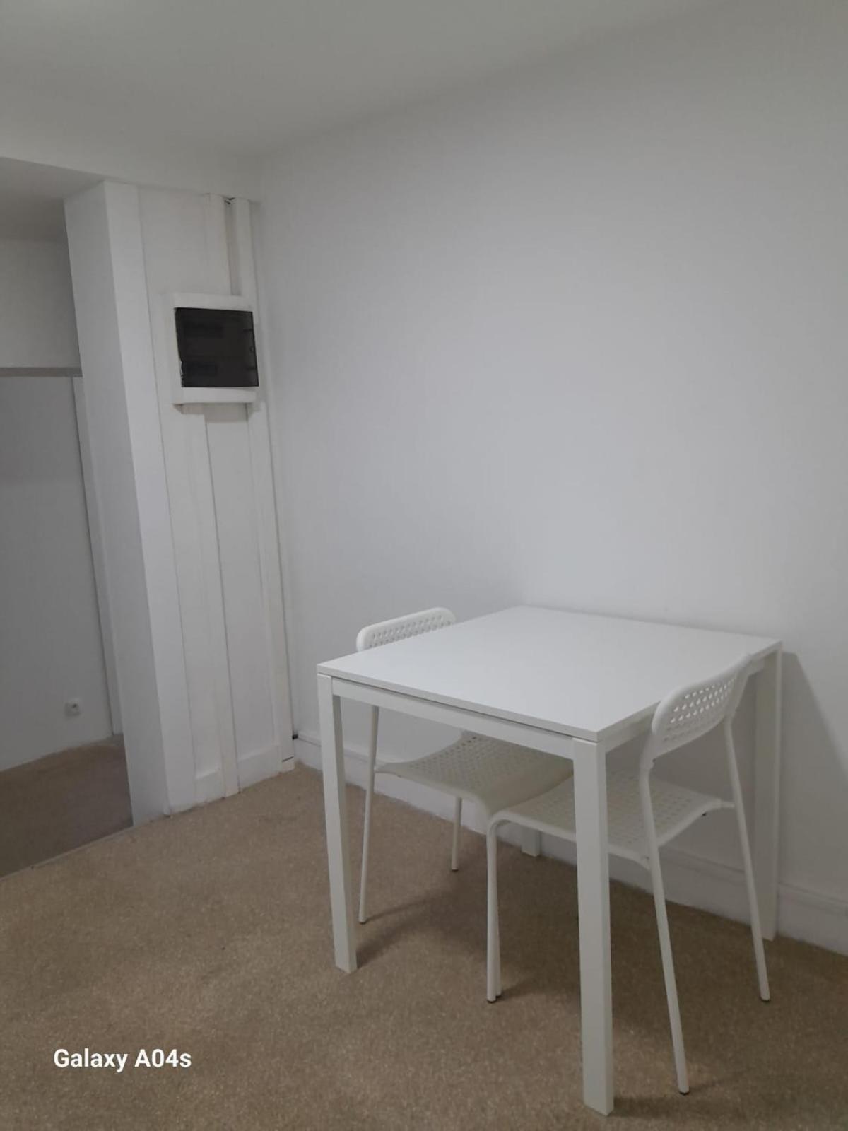 The Boulevard Apartment Sleeps 4 Bruxelles Esterno foto